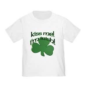  Kiss Me Im Irish   Toddler Shirt   Size 3T: Baby
