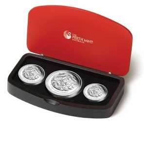   Year of the Dragon Lunar Series II ~ 99.9% Silver Proof 3 Coin Set