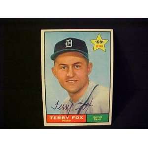  Terry Fox Detroit Tigers #459 1961 Topps Autographed 