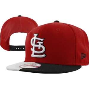   Cardinals New Era 9FIFTY Split em Snapback Hat: Sports & Outdoors
