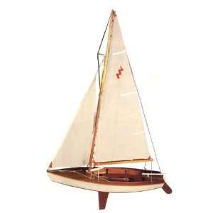  Lightning Wooden Boat Kit by Dumas: Toys & Games