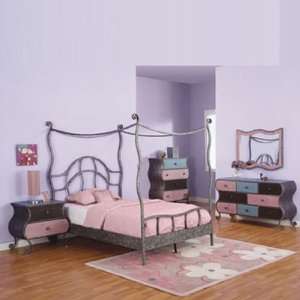 Parisian Canopy Bedroom Set (Full) by Powell Furniture:  