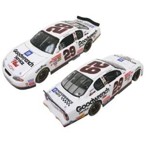  KEVIN HARVIK #29 GM GOODWRENCH 2001 MONTE CARLO ACTION 1 