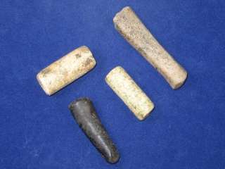  ARROWHEADS   2 STONE BEADS & 2 ANTLER TINE KNAPPERS EX CULL AACA