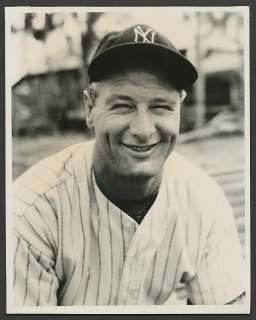 2nd Gen. Photo LOU GEHRIG Yankees 1930s Portrait PSA/DNA  
