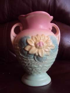 Vintage Hull Art Pottery Water Lily Vase L 1, 5 1/2  