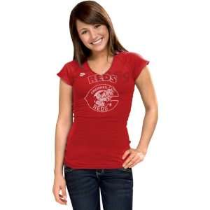   Reds Nike Womens Red Cooperstown Bases Loaded Tee: Sports & Outdoors