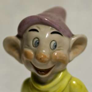 1938 MAW LTD SNOW WHITE DOPEY TOOTHBRUSH HOLDER  