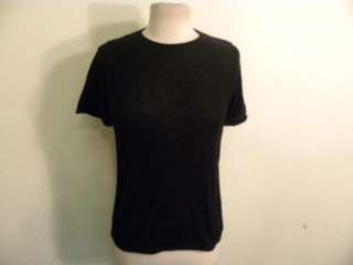 Chanel black cashmere short sleeve sweater. Short sleeve and crew neck 
