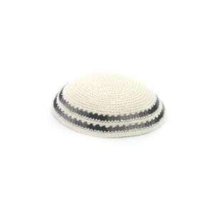   20 cm white knitted kippah with crocheted wave design 