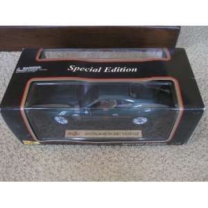  Maisto ~ Aston Martin DB7 Vantage: Toys & Games