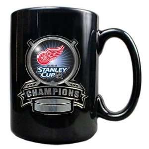   Red Wings 2008 Stanley Cup Champions 15oz Coffee Mug: Sports