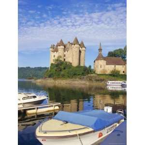 Chateau De Val on the River Dordogne, Bort Les Orgues, France, Europe 
