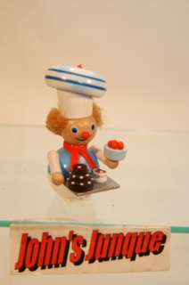 STEINBACH ORNAMENT~THE BAKER~HOLDING BAKING GOODIES~NEW  