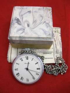 RAKETA   Vintage Russian Soviet Small Pocket Watch 2809 18J   SHIP 