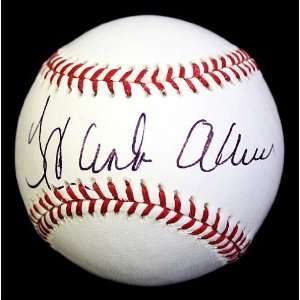  Hank Aaron Signed Baseball   Oml Psa dna Sports 
