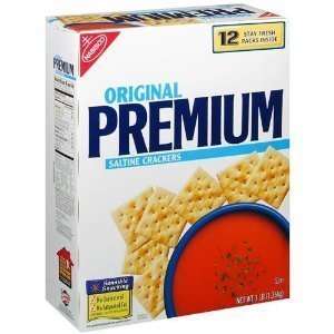 Nabisco Premium Saltine Crackers   3 lb. box:  Grocery 