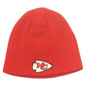   City Chiefs Ribbed Winter Knit Beanie Hat   Red: Sports & Outdoors