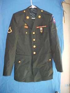 USGI MILITARY DRESS GREEN JACKET W/PATCHES AND MEDALS USED SIZE 38R 