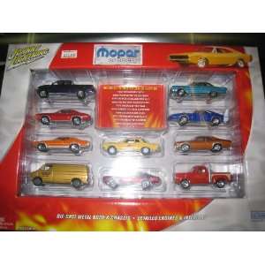  2004 Johnny Lightning Mopar Or No Car 10 Car Box Set: Toys 