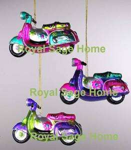 22 24278 Katherines Collection Groovy Vespa Scooter Glass Christmas 