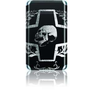  Skinit Protective Skin for iPod Classic 6G (Cross & Skull 