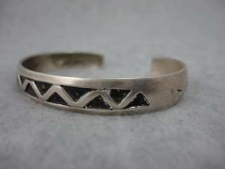 Vintage Navajo sterling silver bracelet old pawn Jewelry 6 1/2 wrist 