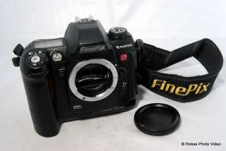 FujiFilm S2 pro digital camera body only FinePix nikon for parts or 