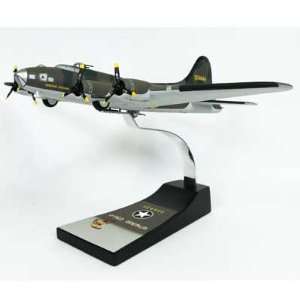  Toys and Models AB17RGT B 17F Red Gremlin: Toys & Games