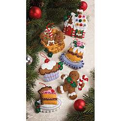 Bucilla Santas Sweet Shop Felt Ornaments Kit (Pack of 6)  Overstock 
