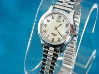 VINTAGE LOOK TIMEX MOTHER OF PEARL FACED CALENDAR WATCH  