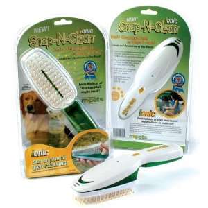  M2Pets Long Hair Snap N Clean Brush (Large): Pet Supplies