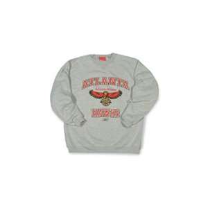  Atlanta Hawks Adult Grey Logo Sweatshirt: Sports 