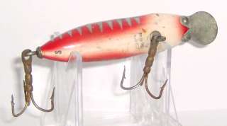 VINTAGE MILLSITE WIG WAG SINKER LURE in RARE RED SIDE with SILVER RIBS 