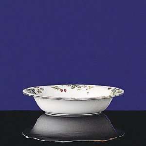    Wedgwood Wild Strawberry #R4406 Oval Vegetable: Kitchen & Dining