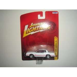  2012 Johnny Lightning R20 1987 Chevy Monte Carlo SS White 