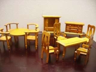 Puppenstuben Möbel Holz Tisch Kommode Stühle Alt  