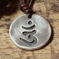 Pewter OM Pendant Sanskrit symbol Hindu Yoga Reiki Art  
