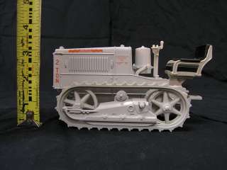 Caterpillar 2 Ton Track Type Tractor 1/16 Scale Diecast by ERTL  
