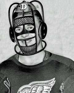 Cool Harry Lumley Red Wings Ancient Goalie Mask Photo   