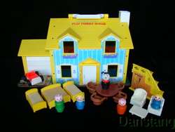 FISHER PRICE Little People 1969 Play Family House #952  