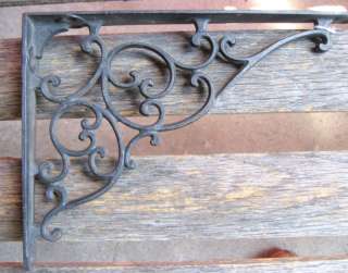 Antique Ornate Vintage Cast Iron Shelf Bracket E131  