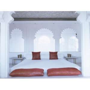  Bedroom Suite with Traditional Cusped Arches, Devi Garh 