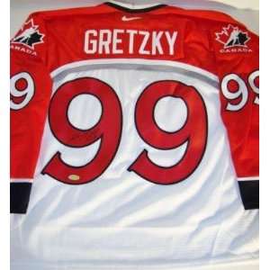 Wayne Gretzky Autographed Jersey   NEW Team Canada Nike XL 