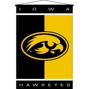  NCAA Sports Deluxe Wallhanging Iowa Hawkeyes   College 
