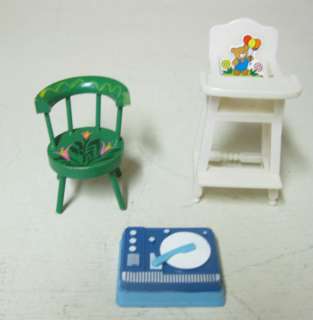 COLLECTIBLE DOLL MERITUS HIGH CHAIR WOOD CHAIR STEREO  