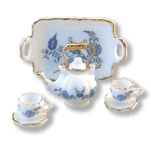 Reutter Porcelain Dollhouse Miniature Blue Onion Tea Set